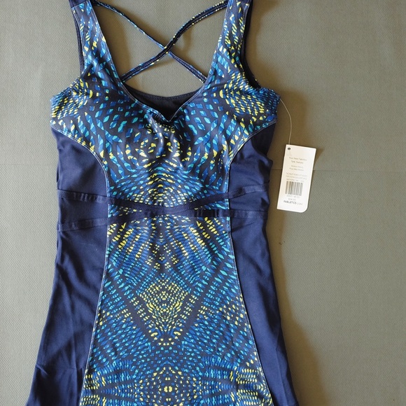 Fabletics top (SOLD) - Picture 2 of 4